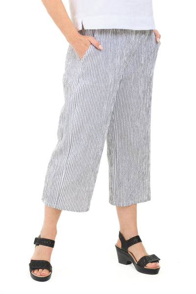 Seersucker Stripe Easy Crop Pant